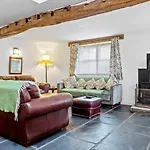 Cosy 2 Bedroom Near Coniston Water - Pass The Keys * Ulverston