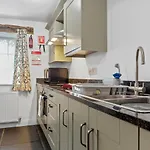 Cosy 2 Bedroom Near Coniston Water - Pass The Keys Semesterbostad