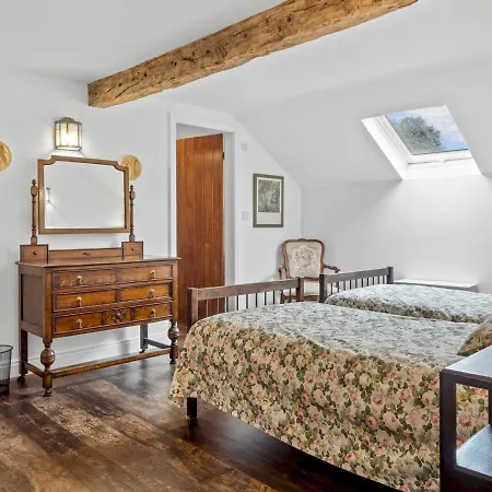Pass The Keys Cosy 2 Bedroom Near Coniston Water Holiday home Ulverston