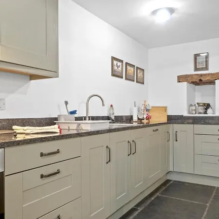 Cosy 2 Bedroom Near Coniston Water - Pass The Keys Ferienhaus *