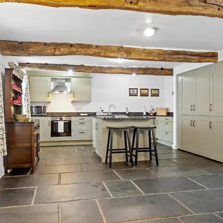 Cosy 2 Bedroom Near Coniston Water - Pass The Keys * אולברסטון